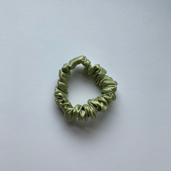Silk Sage Green Thin Hair Scrunchie Elastic - Picture 2 of 3